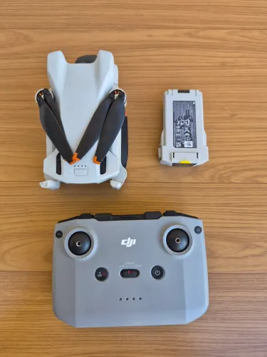 Drone dji mini 3