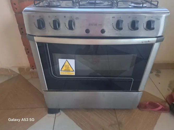 Vendo esse fogão de 5 boca por apenas 150 reais