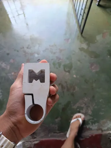Mesinha de bicicleta, modelo Mônaco semi nova sem defeito