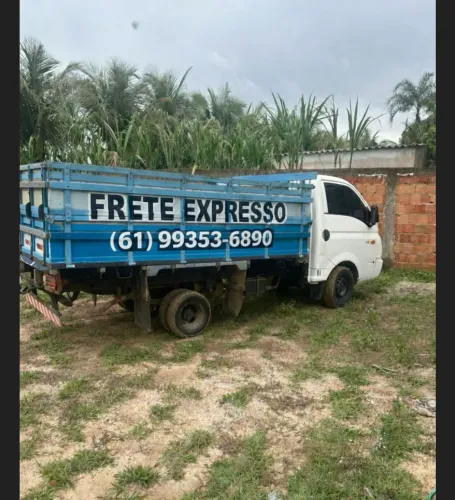 Faço frete, Brasília e região 