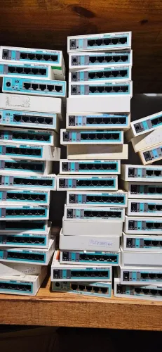 LOTE MIKROTIK COM DEFEITO 58 PÇS