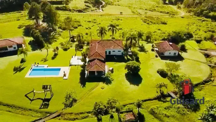 Fazenda histórica à venda em Tremembé, com 120 Alqueires