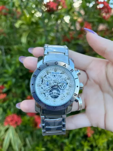 BVLGARI PEROLADO COM FUNDO DE VIDRO