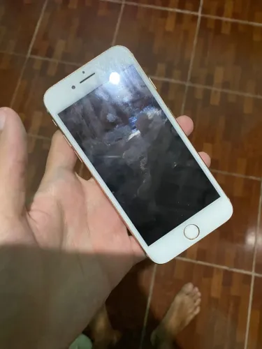 iPhone 8
