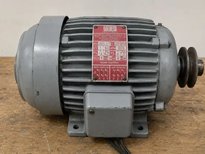 Motor WEG 2CV Trifásico 220V Dupla Rotação 860/1730 RPM | Dahlander