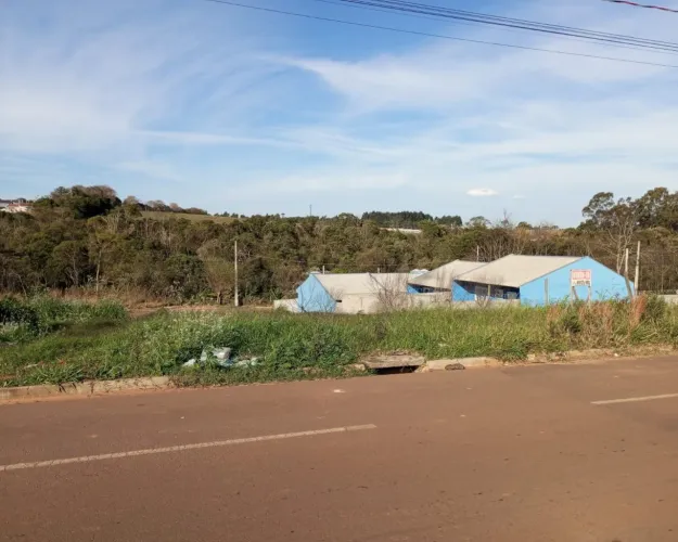 TERRENO À VENDA NO CARÁ-CARÁ