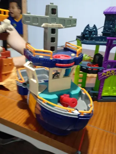 Brinquedos 200