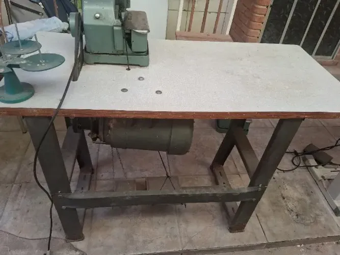 Maquina overlok