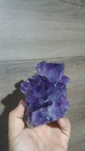 Drusa de ametista de 1 kg, peça linda.