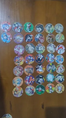 Tazos Animaniacs arma e voa - Venda avulsa (4,00 a 5,00) cada.