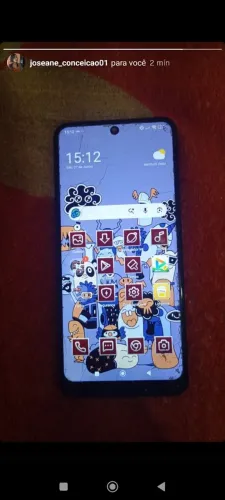 Redmi 12 todo bom só tem que trocar a película e o botão de aumentar e a baixar