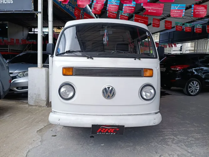 Volkswagen Kombi Escolar 1.6 MPI 2003
