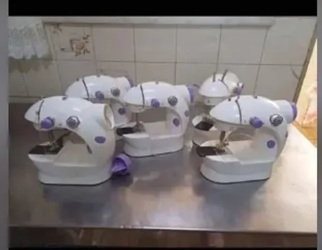  Mini Máquina de Costura para (Retirada de peças) 5un