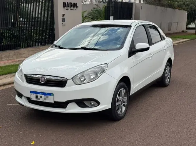 Fiat Grand Siena Attrac. 1.4 EVO F.flex 8V 2013