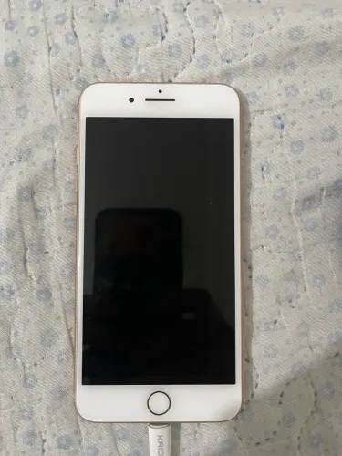 iPhone 8 Plus 