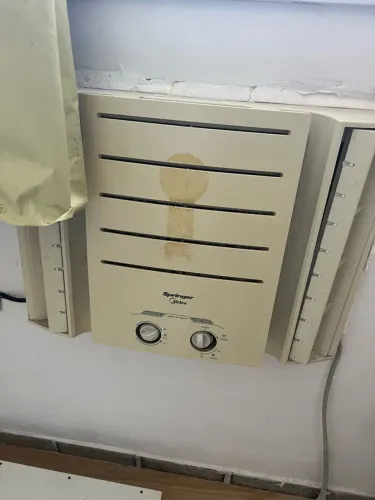 Ar condicionado de janela springer gelando mt em até 12x