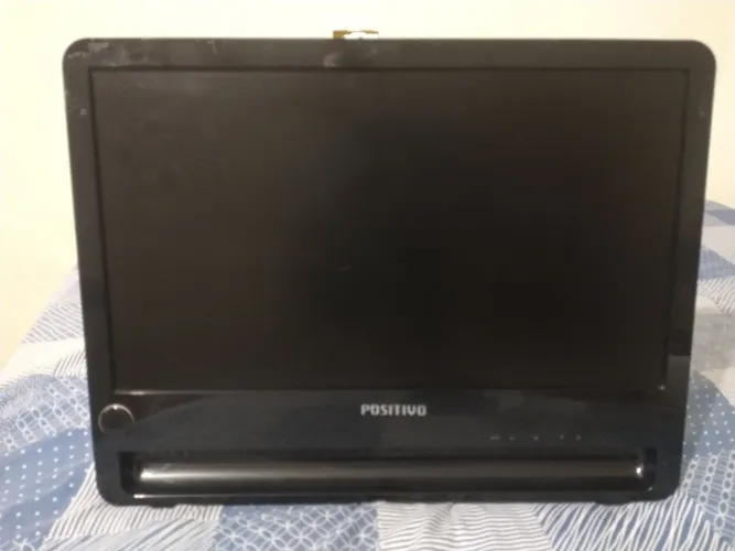 Vendo monitor funcionando.