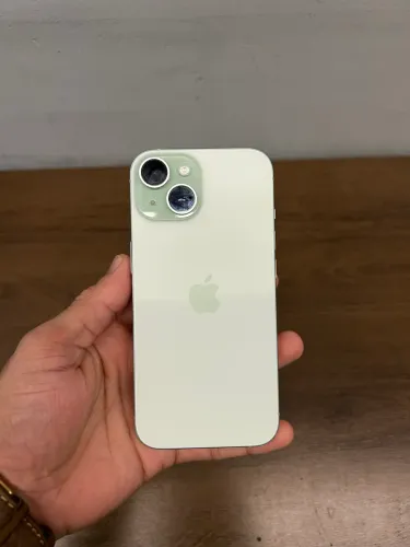 iPhone 15 256GB - Green