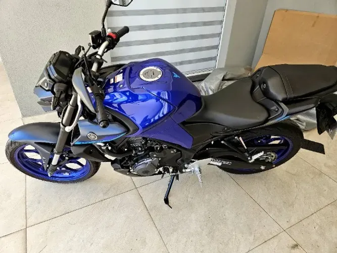 Vendo Yamaha MT03 Connected 2026 azul zerada
