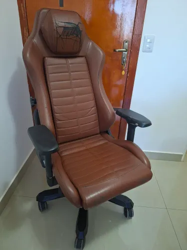 Cadeira Gamer DXRacer Master