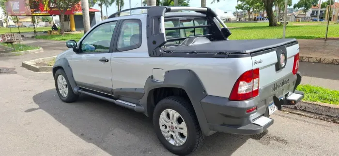 Fiat Strada Adventure1.8/ 1.8 Locker Flex CD 2012