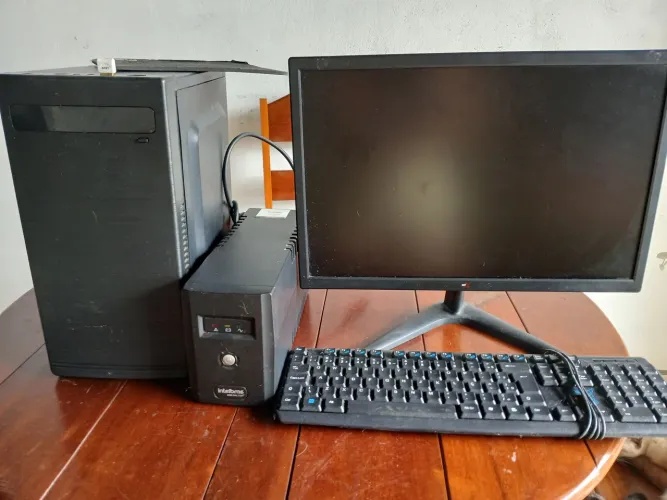 Vende-se computador 