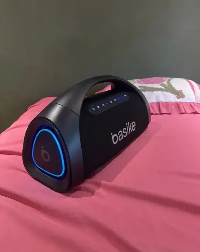 Caixa de som grande basike