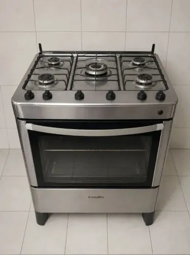 Vendo Fogão Esmaltec Inox 5 Bocas e Forno Em Perfeitas condições 