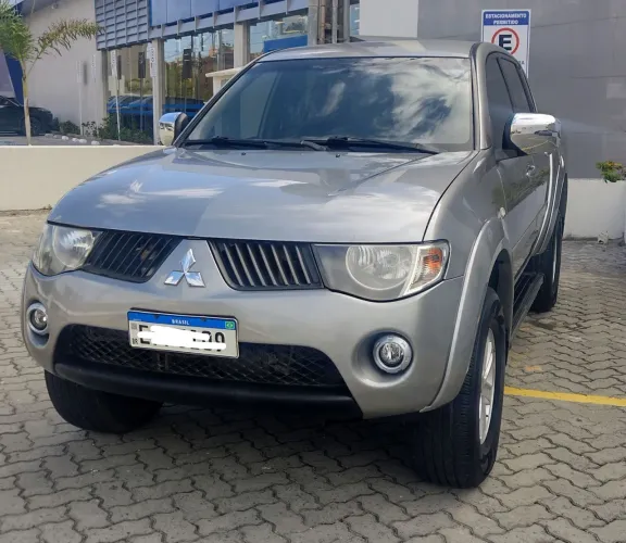 Mitsubishi L200 Triton HPE 3.5 CD V6 24V Flex Aut. 2010