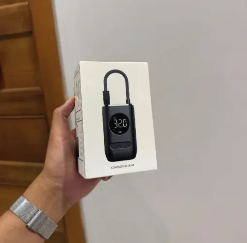 Calibrador Compressor Pneu Digital Carro Bike Moto Sem Fio 2000mAh com Visor Digital e Lan
