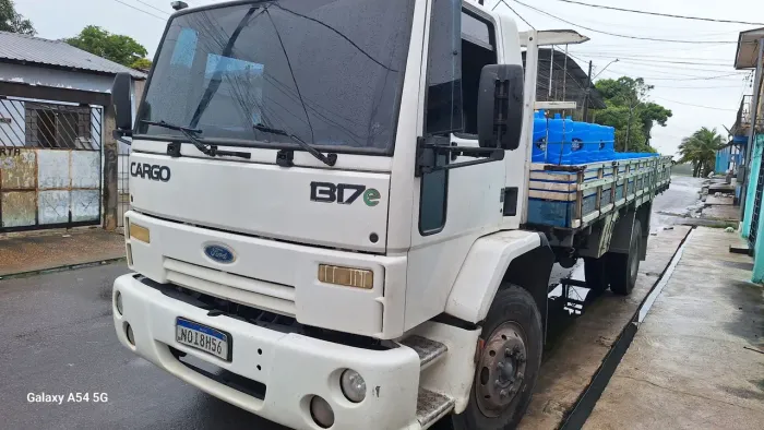 Caminhão CARGO 13-17e 