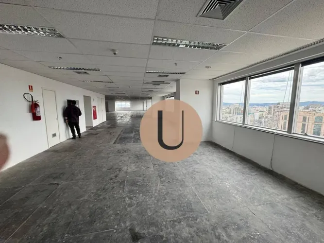 Avenida Paulista, Andar alto  Conjunto Comercial de Alto Padrão | 465 m² Excelente conjunt