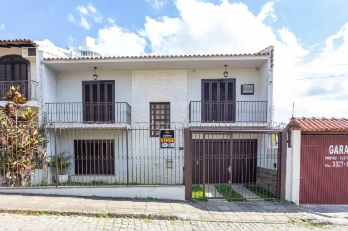 CASA SOBRADO 3 DORMITÓRIOS 1 SUITE 3 VAGAS NO BAIRRO HIGIENÓPOLIS EM PORTO ALEGR