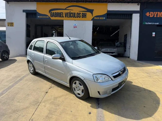 Chevrolet Corsa Hat. Maxx 1.4 8V Econoflex 5P 2011