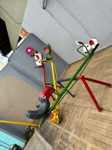 Brinquedo Gangorra infantil 