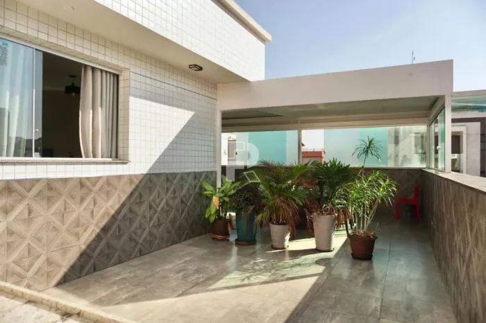 COBERTURA 4 QUARTOS À VENDA - BAIRRO PRADO