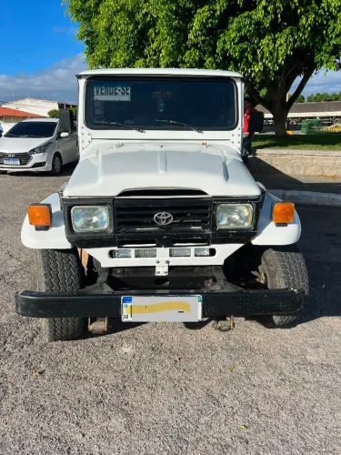 Toyota Band.Jipe Cap.de Aço Chas. Curto Diesel 1994