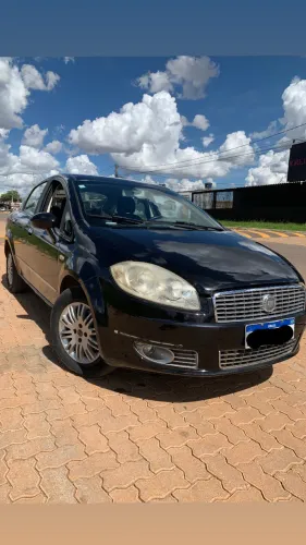 Fiat Linea Essence 1.8 Flex 16V 4P 2013