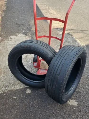 Pneus 225/60 R18 99H