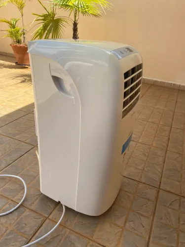 AR CONDICIONADO PORTÁTIL OLIMPIA SPLENDID DOLCECLIMA COMPACT - 10.000 BTUs - 127V