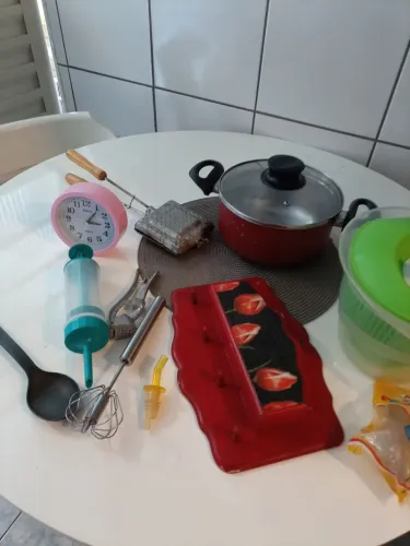 Lote de utensílios para cozinha com panela média Tramontina 