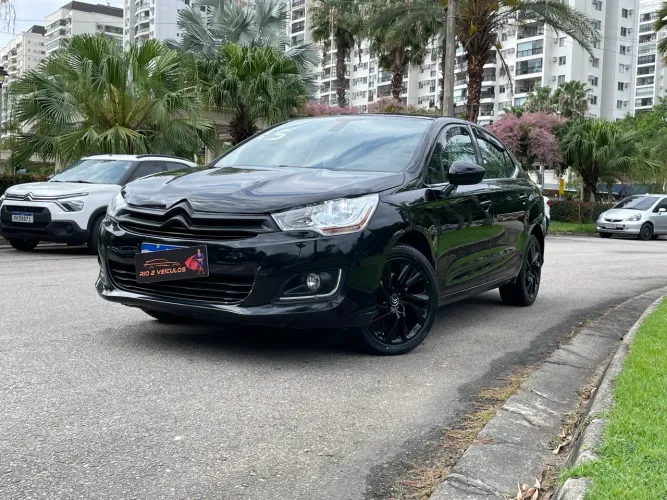 Citroen C4 Lounge Tendance 1.6 Turbo 4P AUT 2015