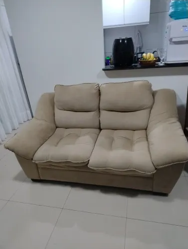 Sofá 2 lugares ART Brasil , super confortável e perfeito estado, pouco uso, bege