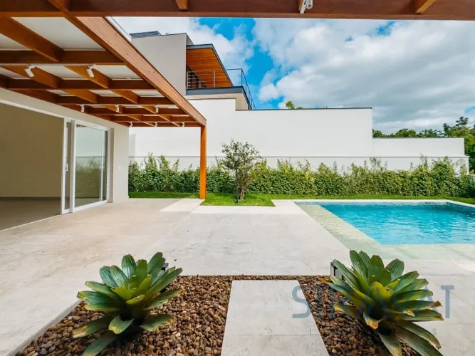 Casa à Venda no Condomínio Villa dos Pinheiros em Indaiatuba SP