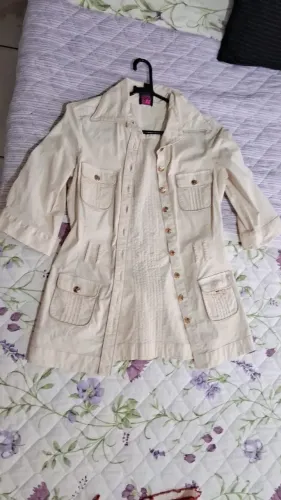 Blusa branca cinturinha