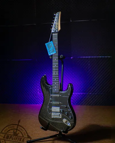Guitarra Seizi Katana Musashi (Black Sparkle)