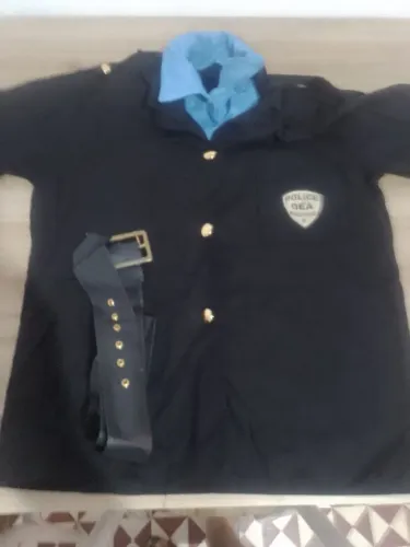 Fantasia de polícia M