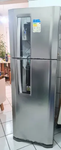 Geladeira Electrolux TF42S 382L Inox - PARA CONSERTO - R$ 800