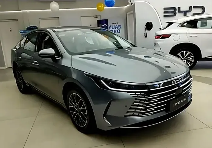 BYD King GL 1.5 16V Híbrido Aut. 2026