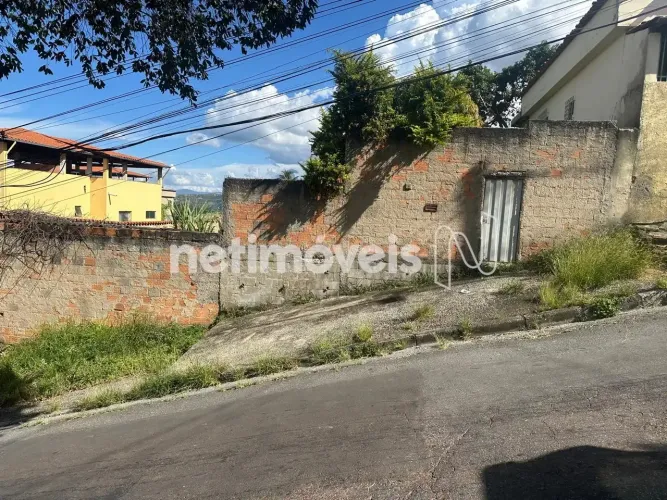 LOTE À VENDA 360 m²;